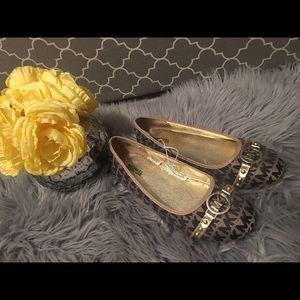 New kids Michael kors flats